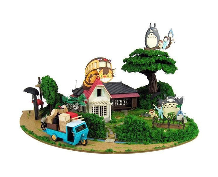 Ghibli DIY Paper Craft: My Neighbor Totoro (House) Anime &amp; Brands Sugoi Mart thumbnail 1