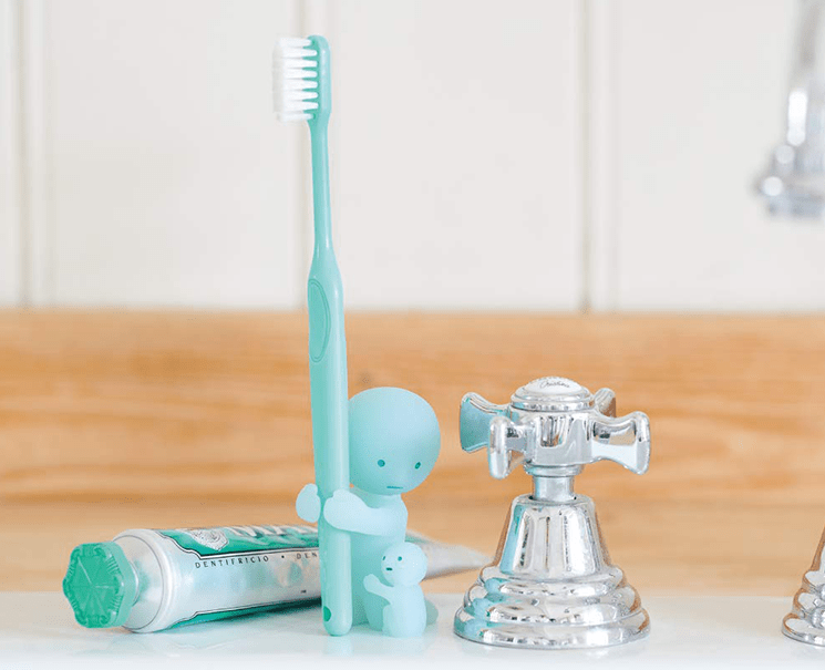 Smithkey Toothbrush Stand (Hugging and Child) Home Japan Crate Store
